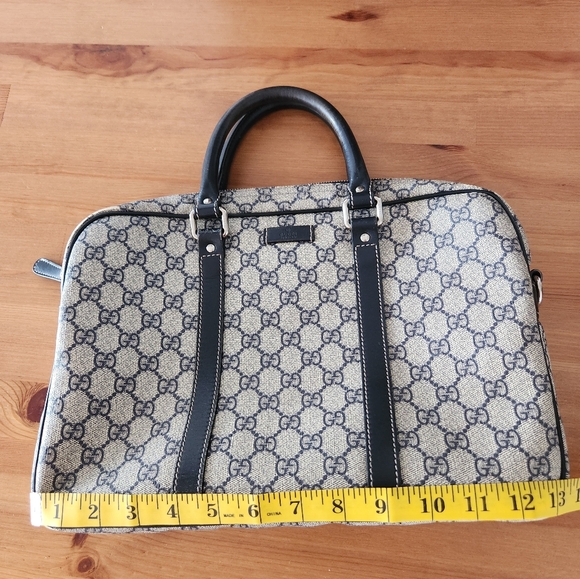 Authentic Gucci Supreme Monogram Laptop Document Bag Preloved - Picture 15 of 17